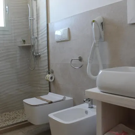 Lake Of Paradise B&B 오트란토